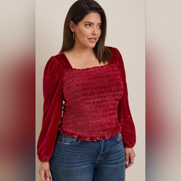 Torrid NWT, Red Velvet, Smocked, Blouson Sleeve, Crop Top, Size 4X - Picture 5 of 11